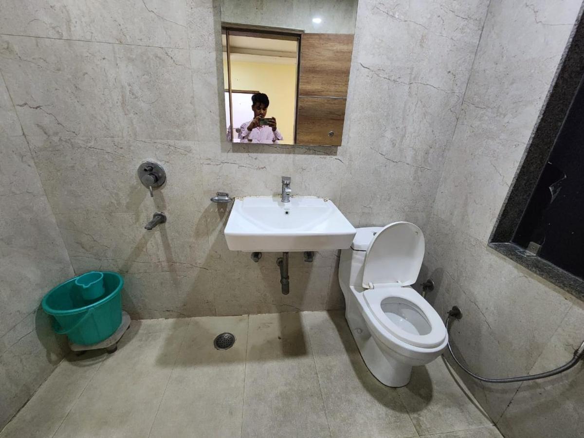 Hotel Ivy Plaza Luxury New Delhi Exterior foto